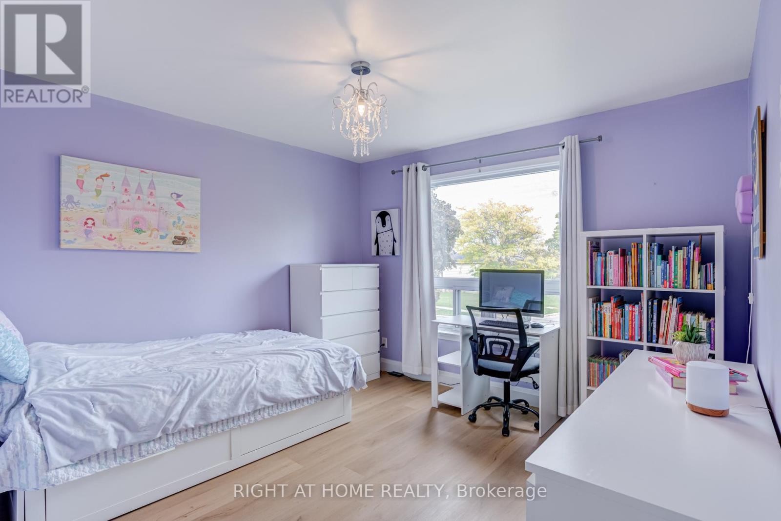 












19 JEFFERSON ROAD

,
Brampton (Northgate),




Ontario
L6S2G6

