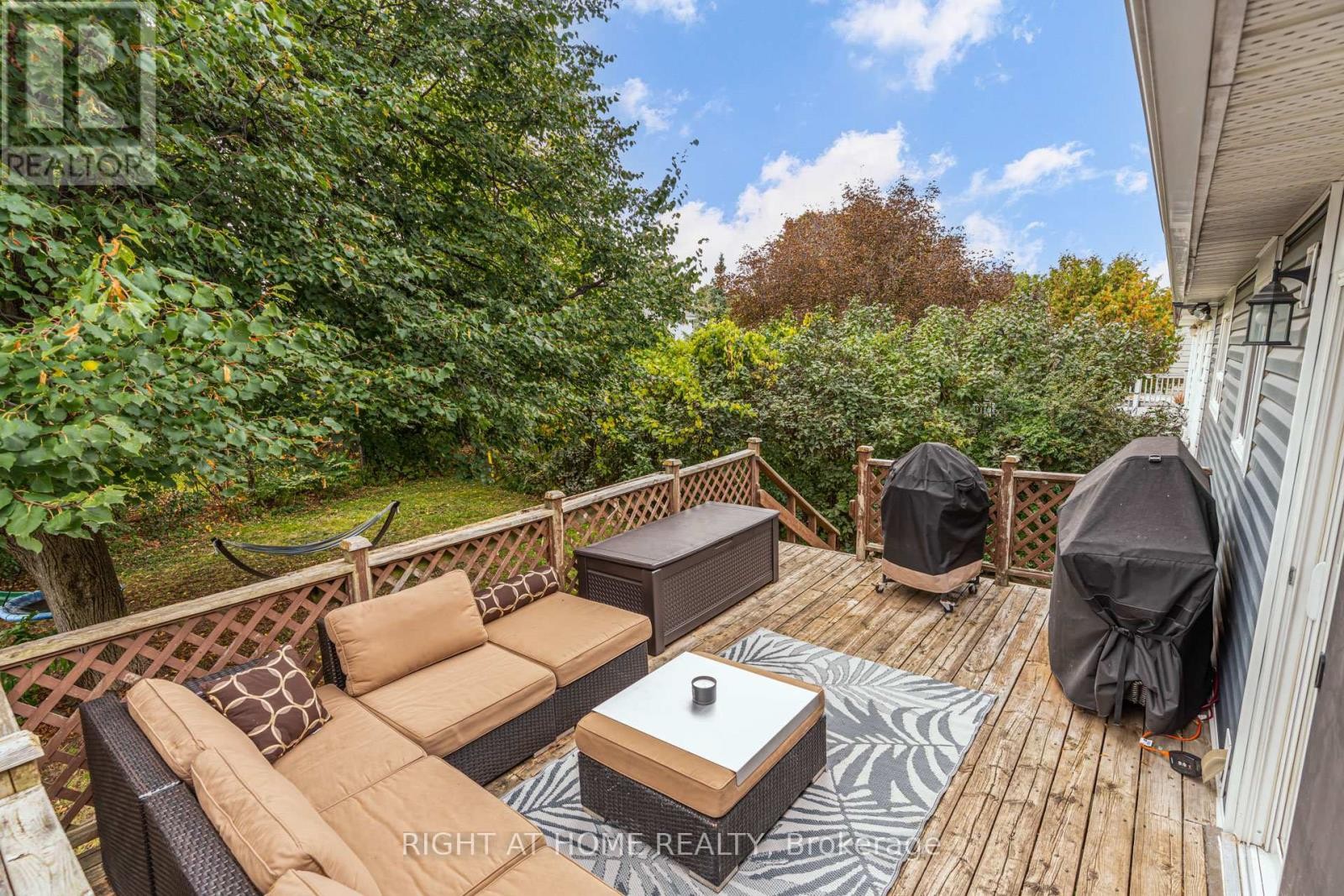 












19 JEFFERSON ROAD

,
Brampton (Northgate),




Ontario
L6S2G6

