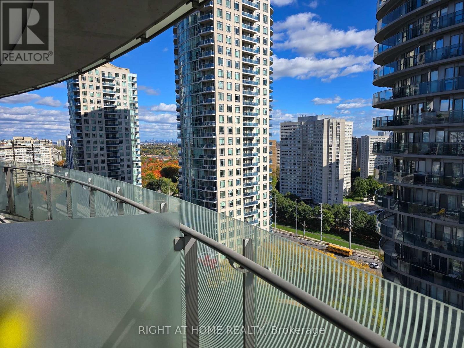 












1605 - 50 ABSOLUTE AVENUE

,
Mississauga (City Centre),




Ontario
L4Z0A8


