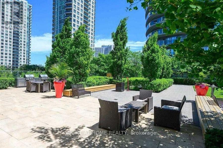 












1605 - 50 ABSOLUTE AVENUE

,
Mississauga (City Centre),




Ontario
L4Z0A8

