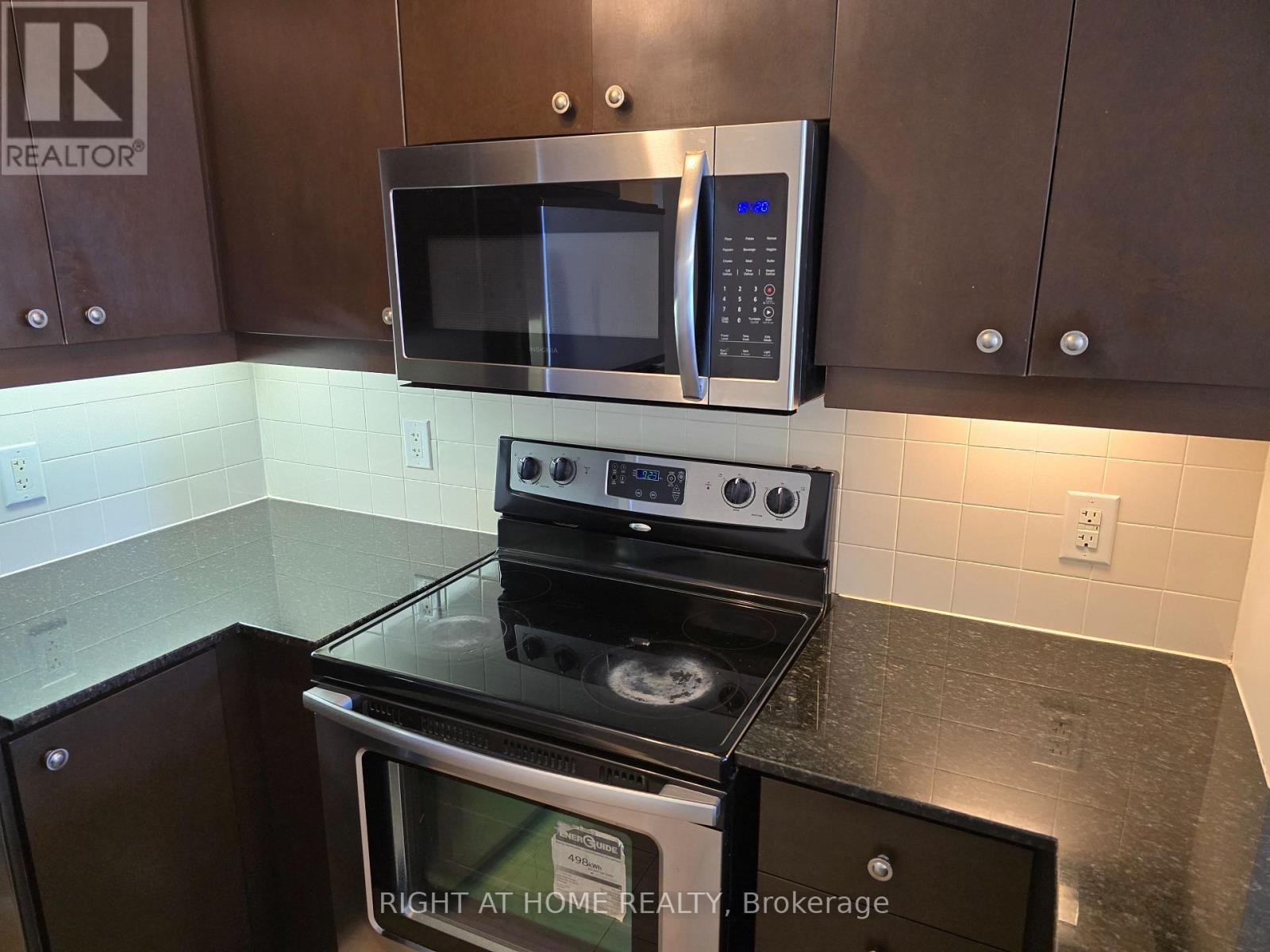 












1605 - 50 ABSOLUTE AVENUE

,
Mississauga (City Centre),




Ontario
L4Z0A8

