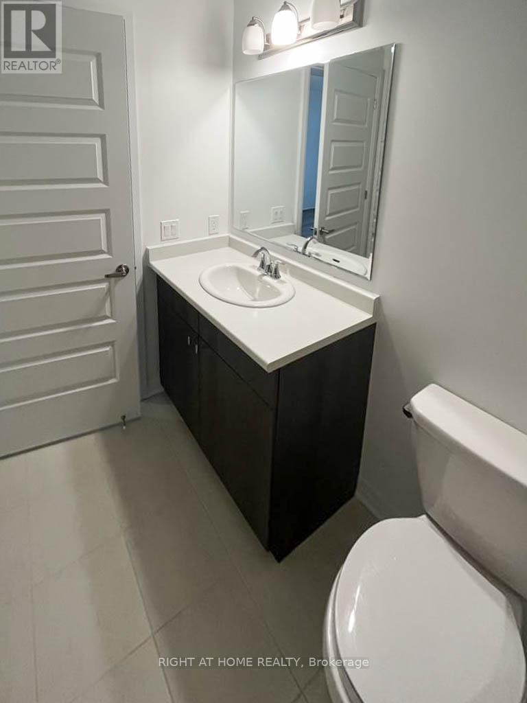 












411 - 460 GORDON KRANTZ AVENUE

,
Milton (Walker),




Ontario
L9E1Z2


