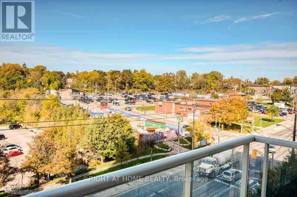 












509 - 3865 LAKE SHORE BOULEVARD W

,
Toronto (Long Branch),




Ontario
M8W0A2

