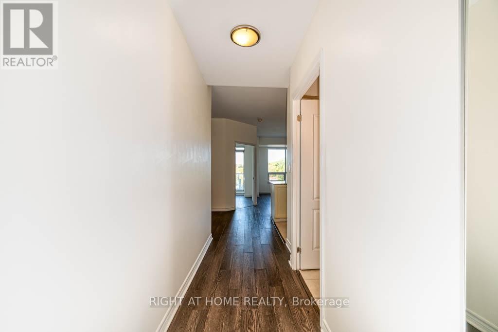 












509 - 3865 LAKE SHORE BOULEVARD W

,
Toronto (Long Branch),




Ontario
M8W0A2

