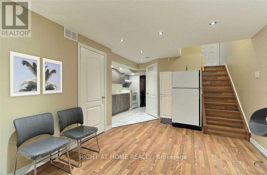 












3428 FOUNTAIN PARK AVENUE

,
Mississauga (Churchill Meadows),




Ontario
L5M7E3

