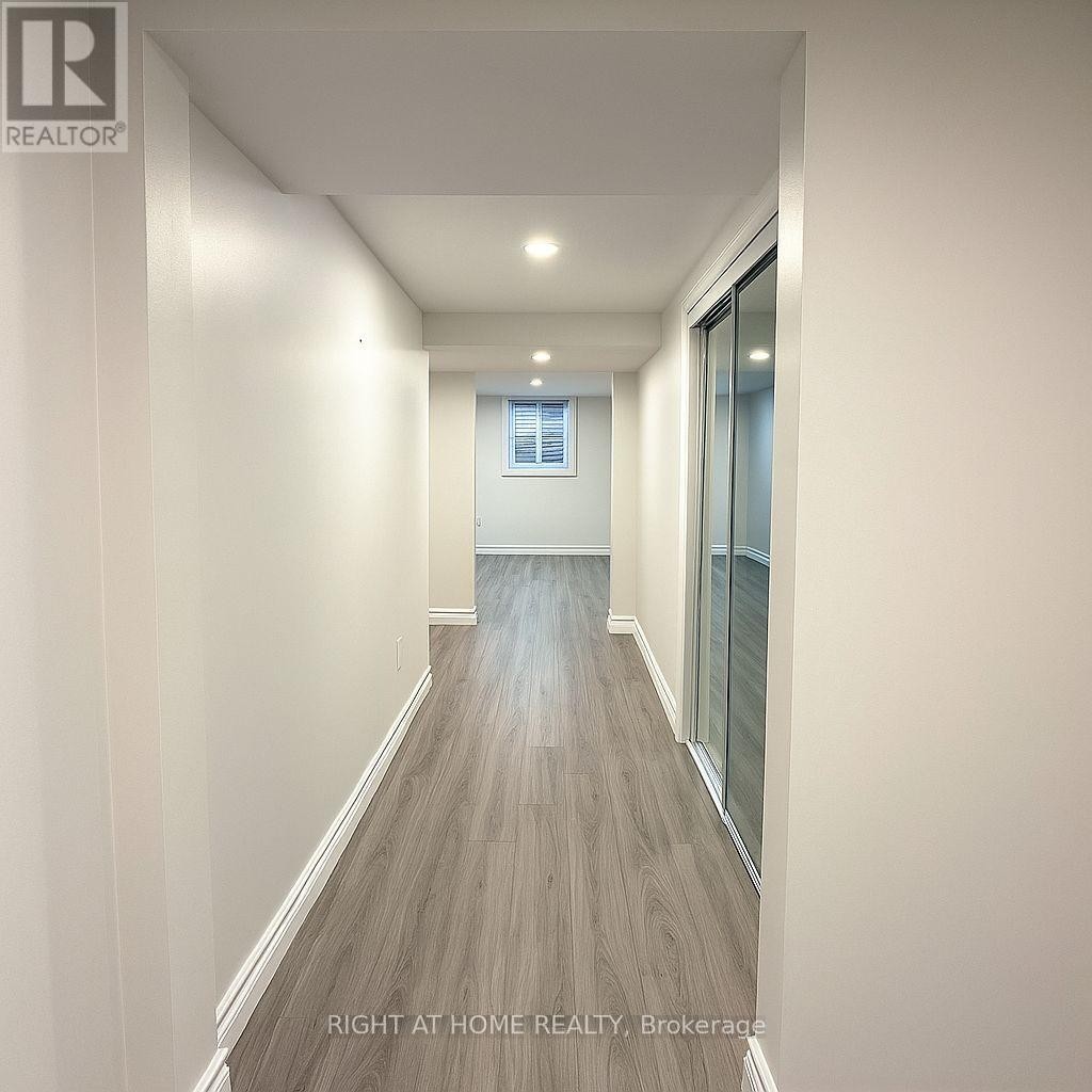 












1584 STEVENSON ACRES

,
Milton (BE Beaty),




Ontario
L9T5Z4

