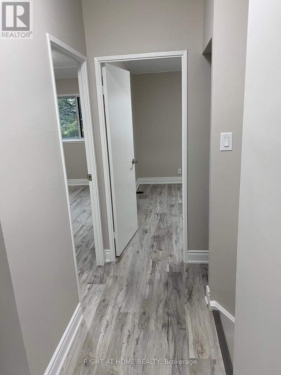 












4 - 180 MISSISSAUGA VALLEY BOULEVARD

,
Mississauga (Mississauga Valleys),




Ontario
L5A3M2

