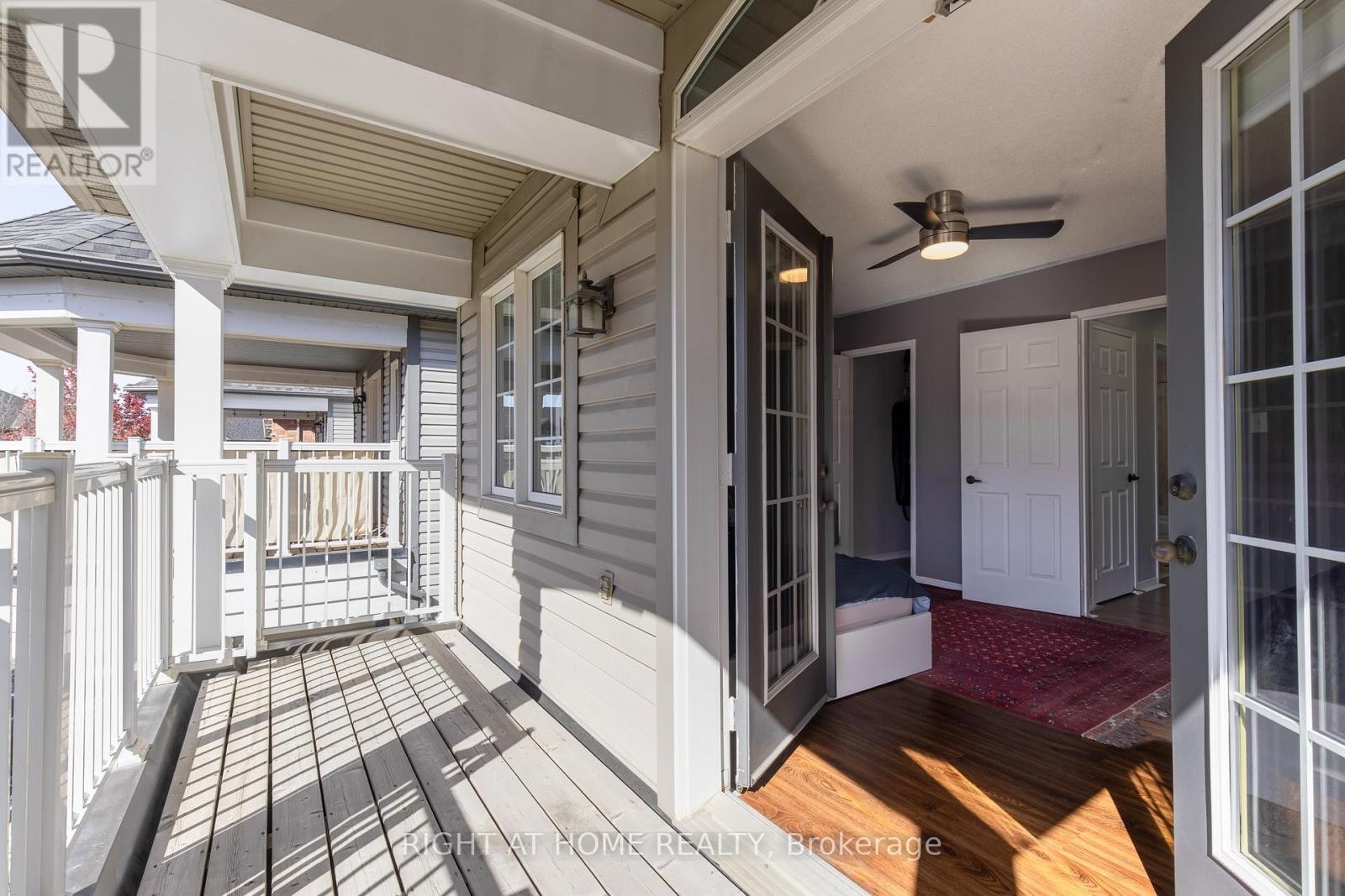 












1107 BONIN CRESCENT

,
Milton (CL Clarke),




Ontario
L9T0B2

