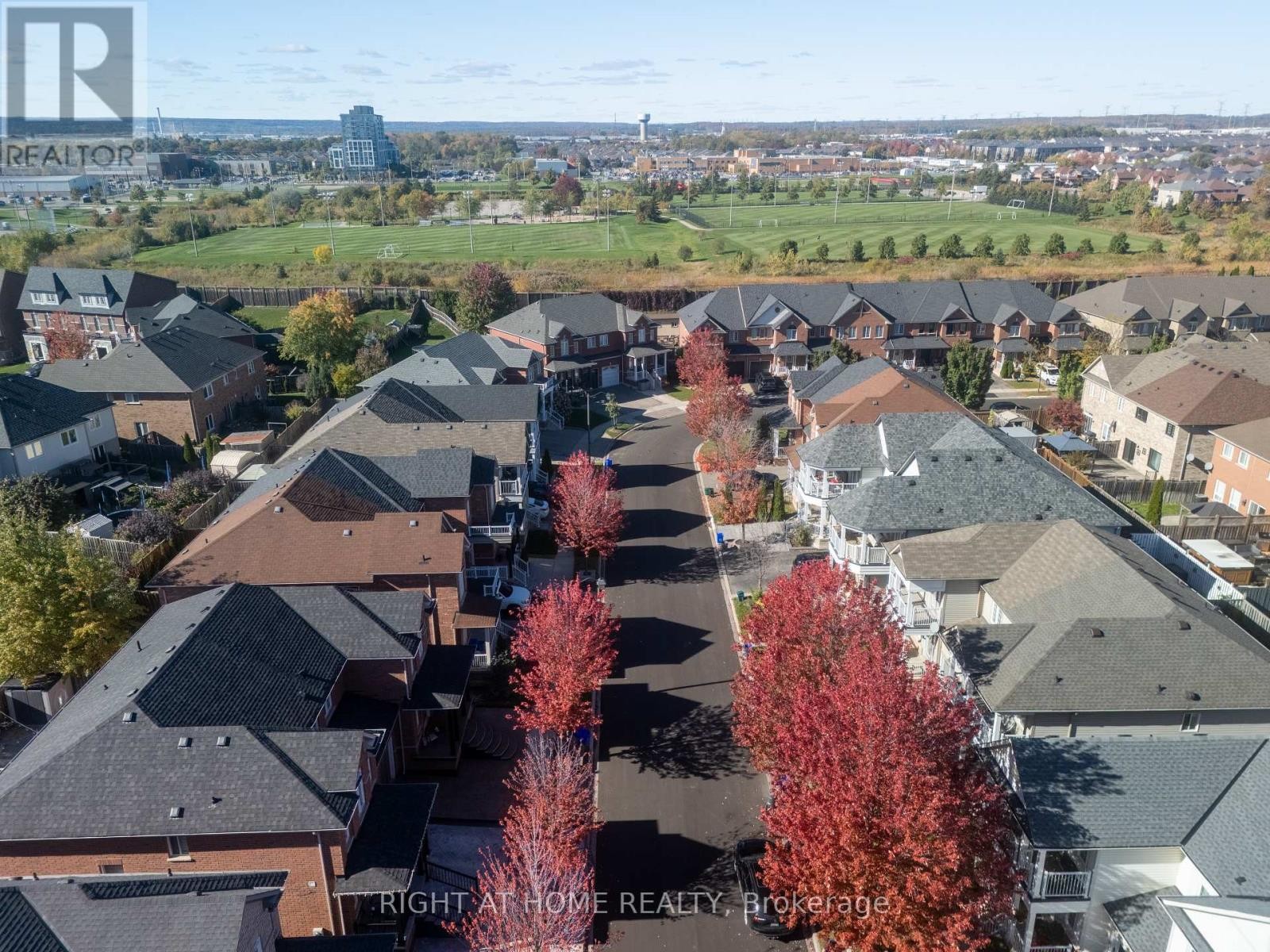 












1107 BONIN CRESCENT

,
Milton (CL Clarke),




Ontario
L9T0B2

