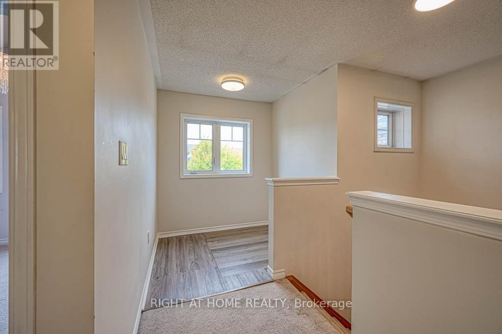 












34 ENFORD CRESCENT

,
Brampton (Northwest Brampton),




Ontario
L7A4C7

