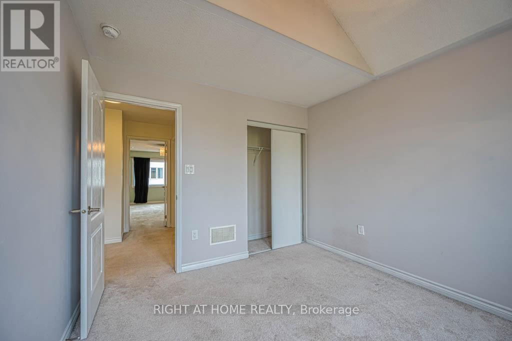 












34 ENFORD CRESCENT

,
Brampton (Northwest Brampton),




Ontario
L7A4C7

