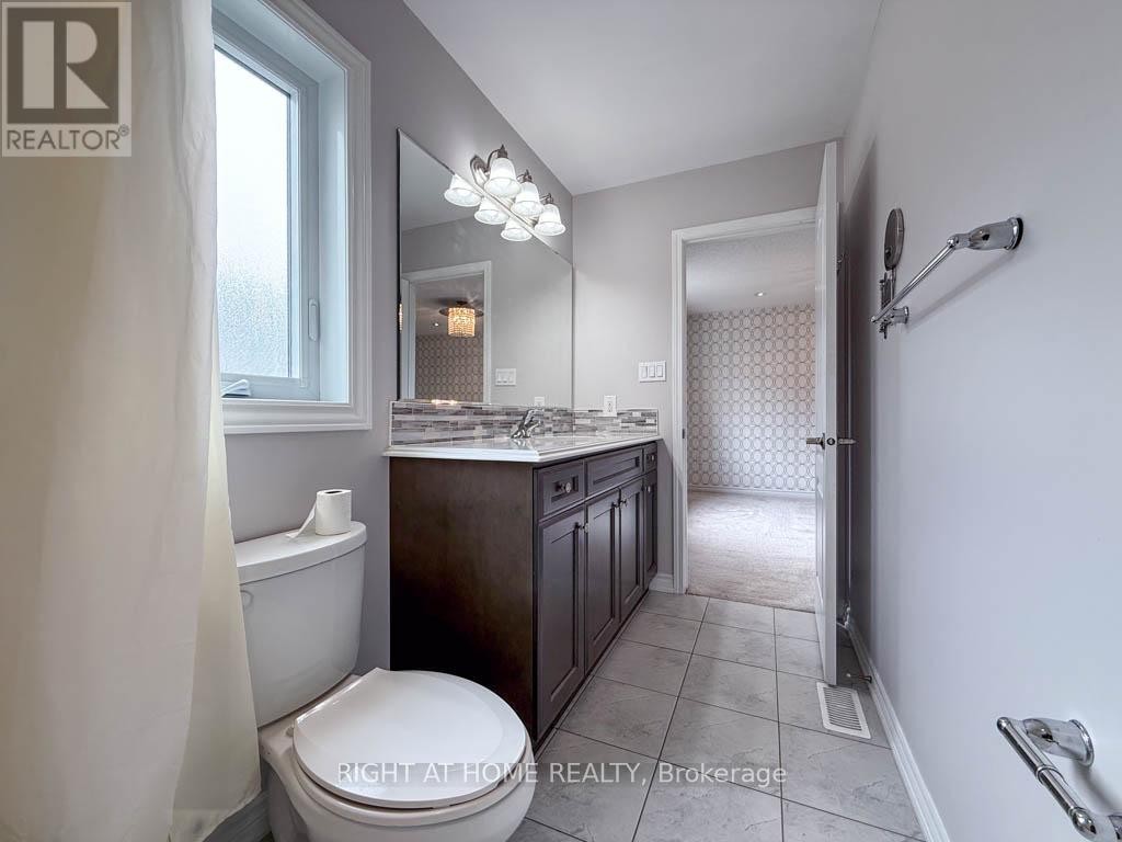 












34 ENFORD CRESCENT

,
Brampton (Northwest Brampton),




Ontario
L7A4C7

