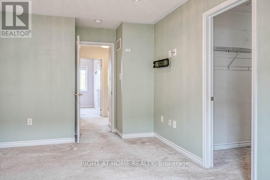 












34 ENFORD CRESCENT

,
Brampton (Northwest Brampton),




Ontario
L7A4C7

