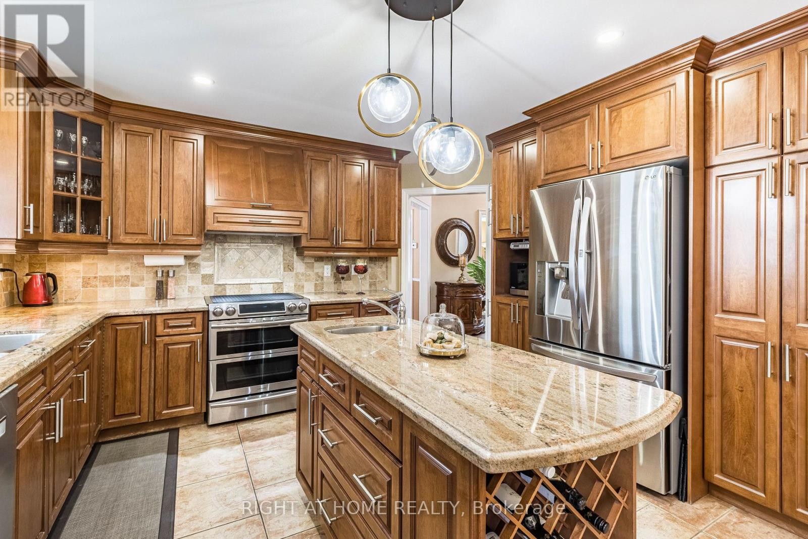 












13250 TENTH SIDE ROAD

,
Halton Hills (Rural Halton Hills),




Ontario
L7G4S5

