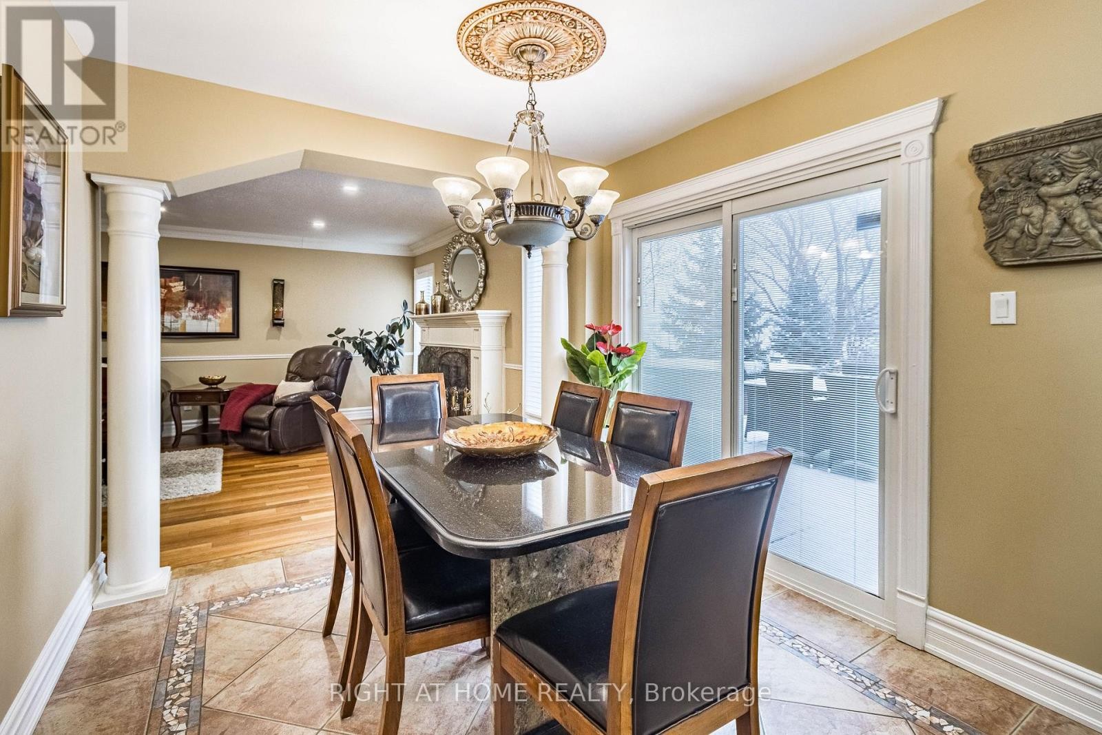 












13250 TENTH SIDE ROAD

,
Halton Hills (Rural Halton Hills),




Ontario
L7G4S5

