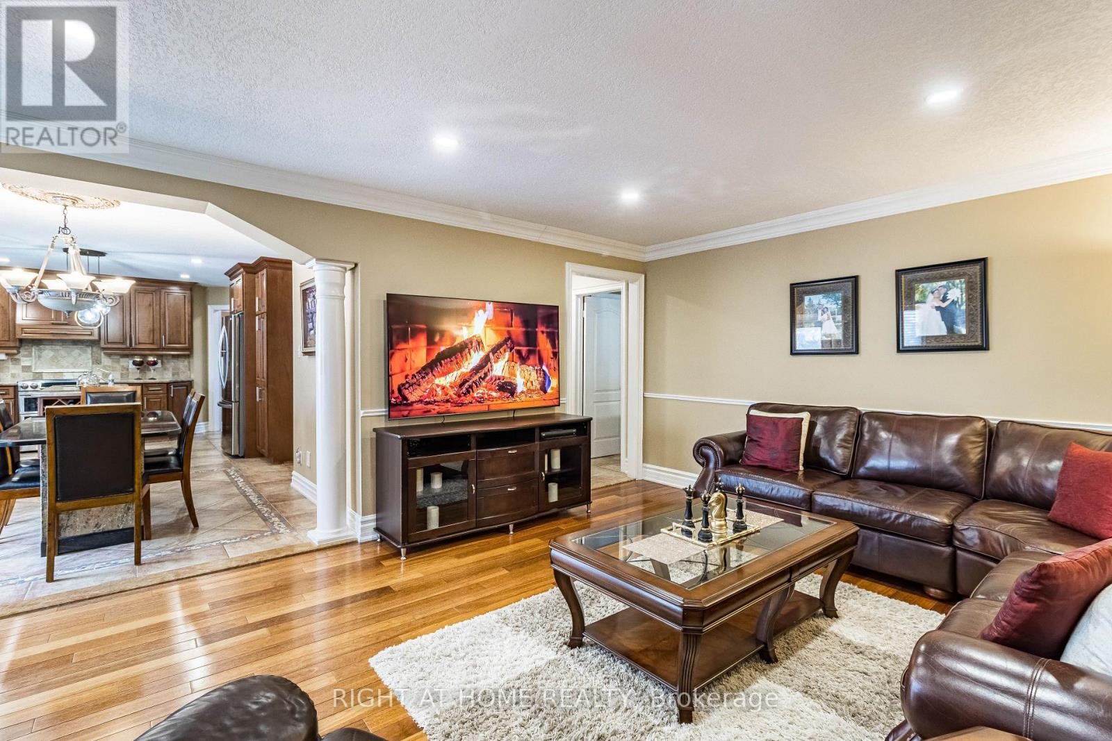 












13250 TENTH SIDE ROAD

,
Halton Hills (Rural Halton Hills),




Ontario
L7G4S5

