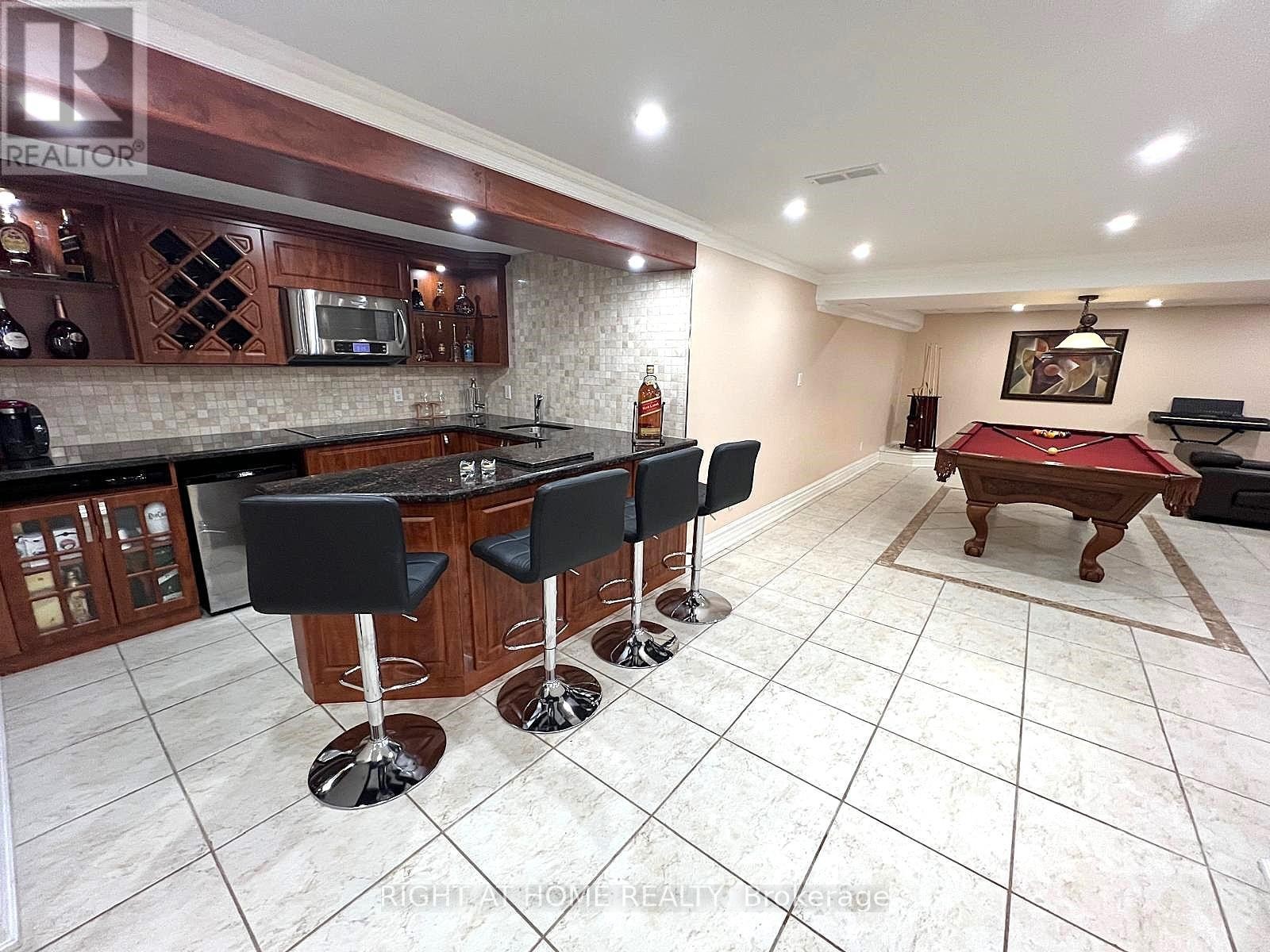 












13250 TENTH SIDE ROAD

,
Halton Hills (Rural Halton Hills),




Ontario
L7G4S5

