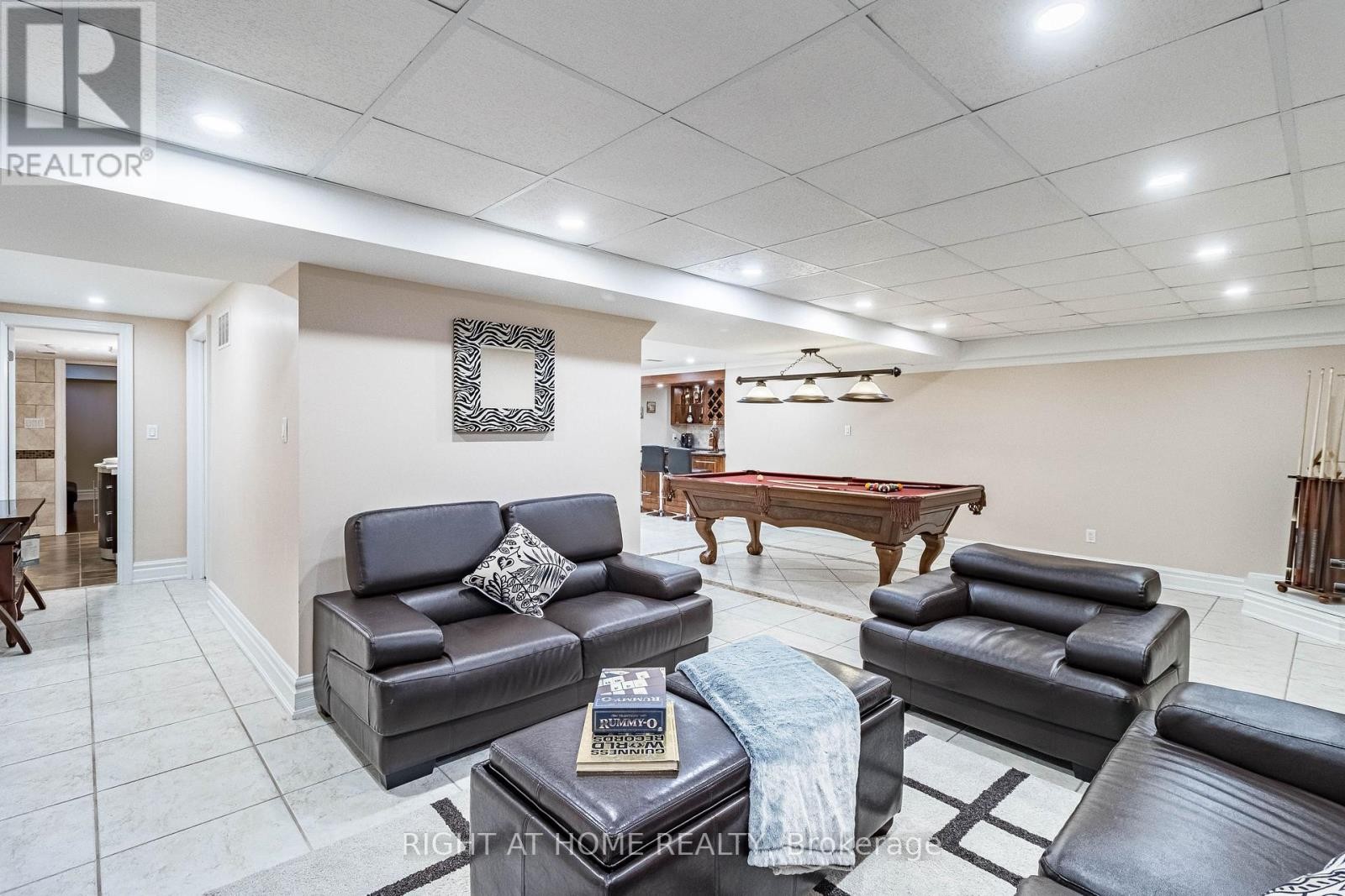 












13250 TENTH SIDE ROAD

,
Halton Hills (Rural Halton Hills),




Ontario
L7G4S5

