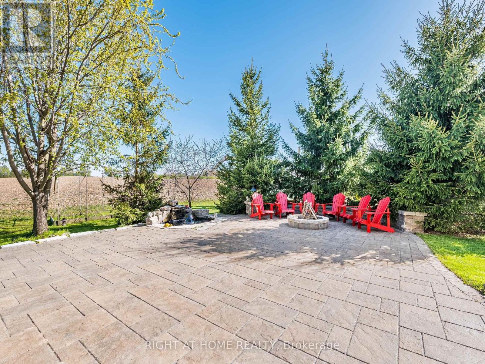 












13250 TENTH SIDE ROAD

,
Halton Hills (Rural Halton Hills),




Ontario
L7G4S5

