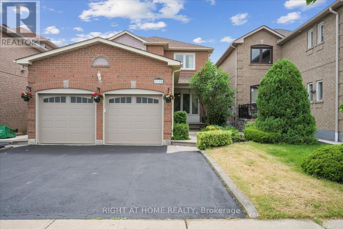 












5322 LISMIC BOULEVARD

,
Mississauga (East Credit),




Ontario
L5V1P5

