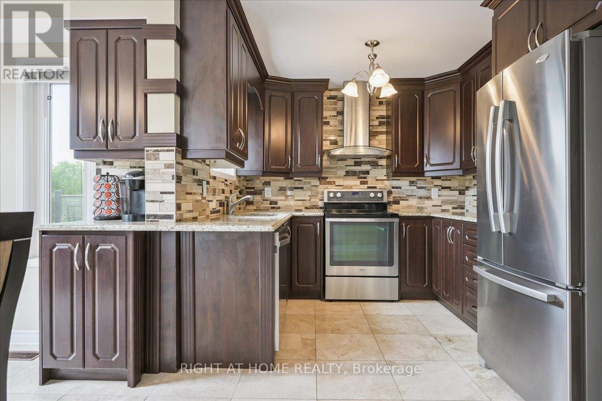 












5322 LISMIC BOULEVARD

,
Mississauga (East Credit),




Ontario
L5V1P5

