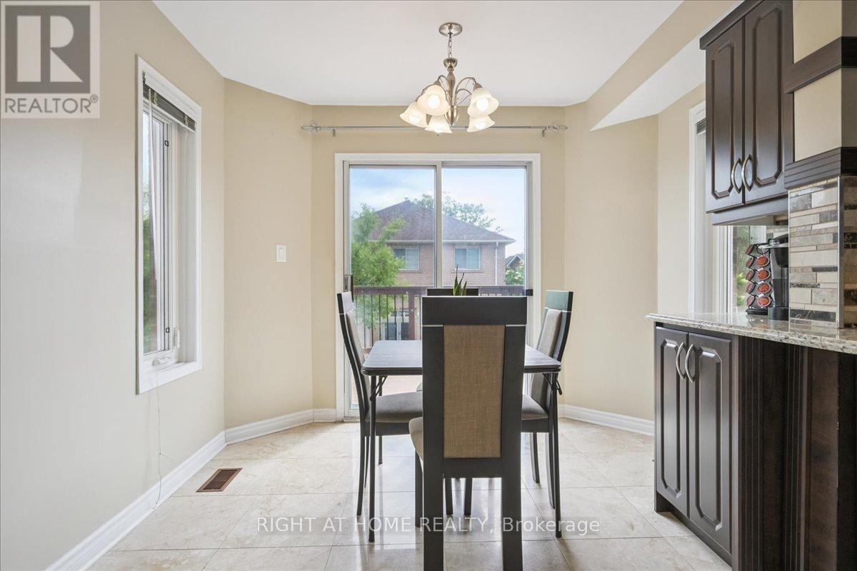 












5322 LISMIC BOULEVARD

,
Mississauga (East Credit),




Ontario
L5V1P5

