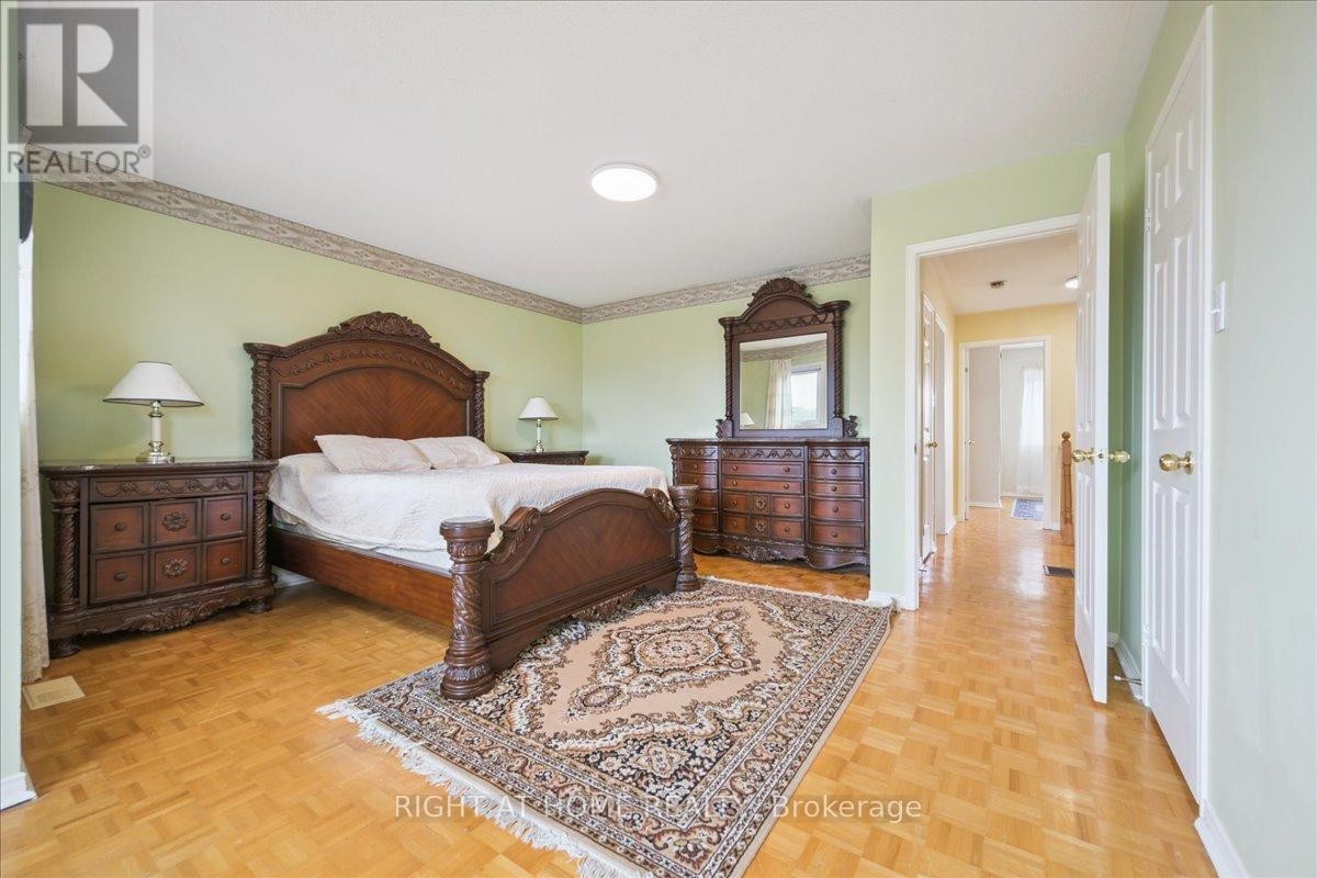 












5322 LISMIC BOULEVARD

,
Mississauga (East Credit),




Ontario
L5V1P5

