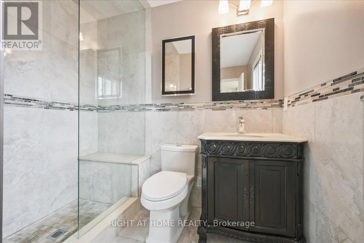 












5322 LISMIC BOULEVARD

,
Mississauga (East Credit),




Ontario
L5V1P5

