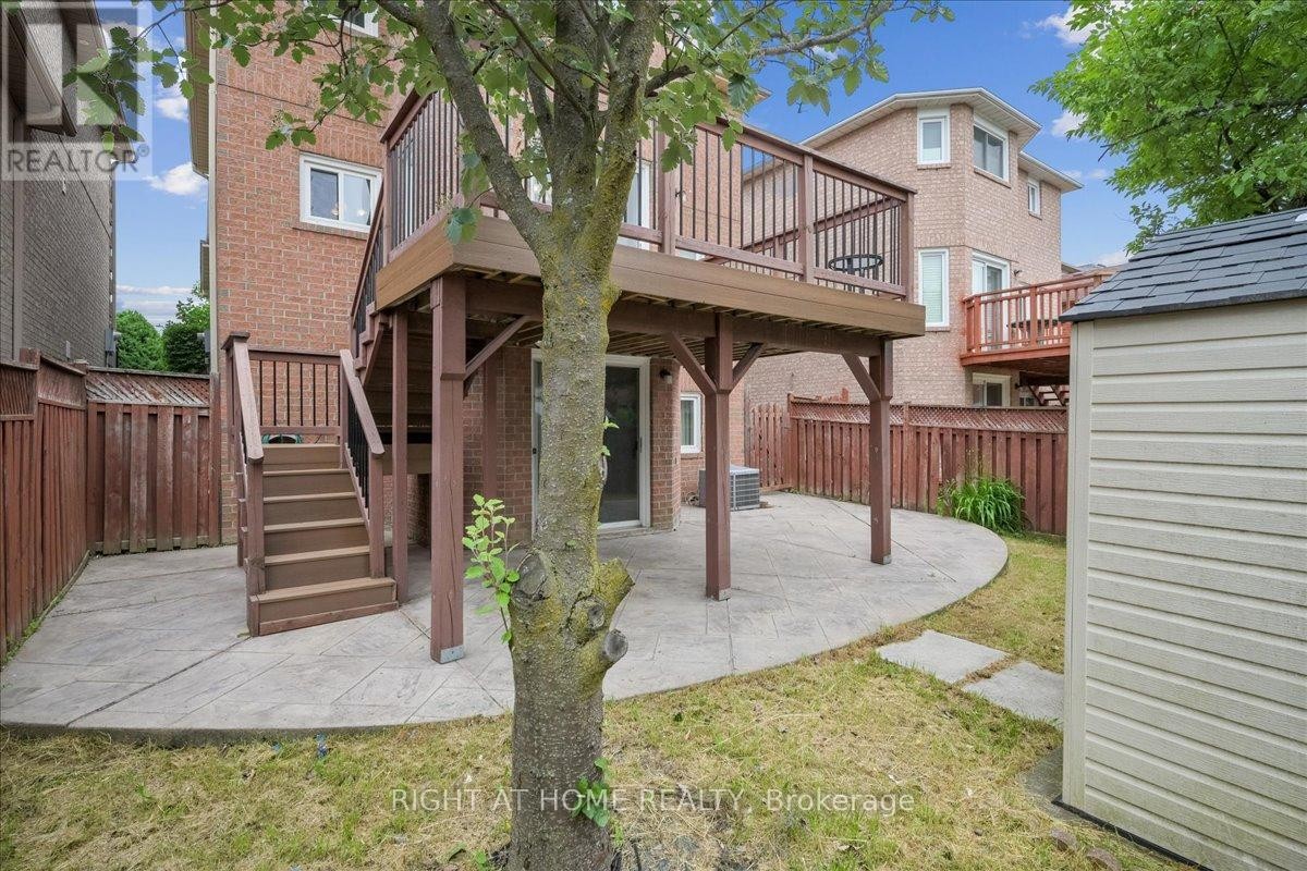 












5322 LISMIC BOULEVARD

,
Mississauga (East Credit),




Ontario
L5V1P5

