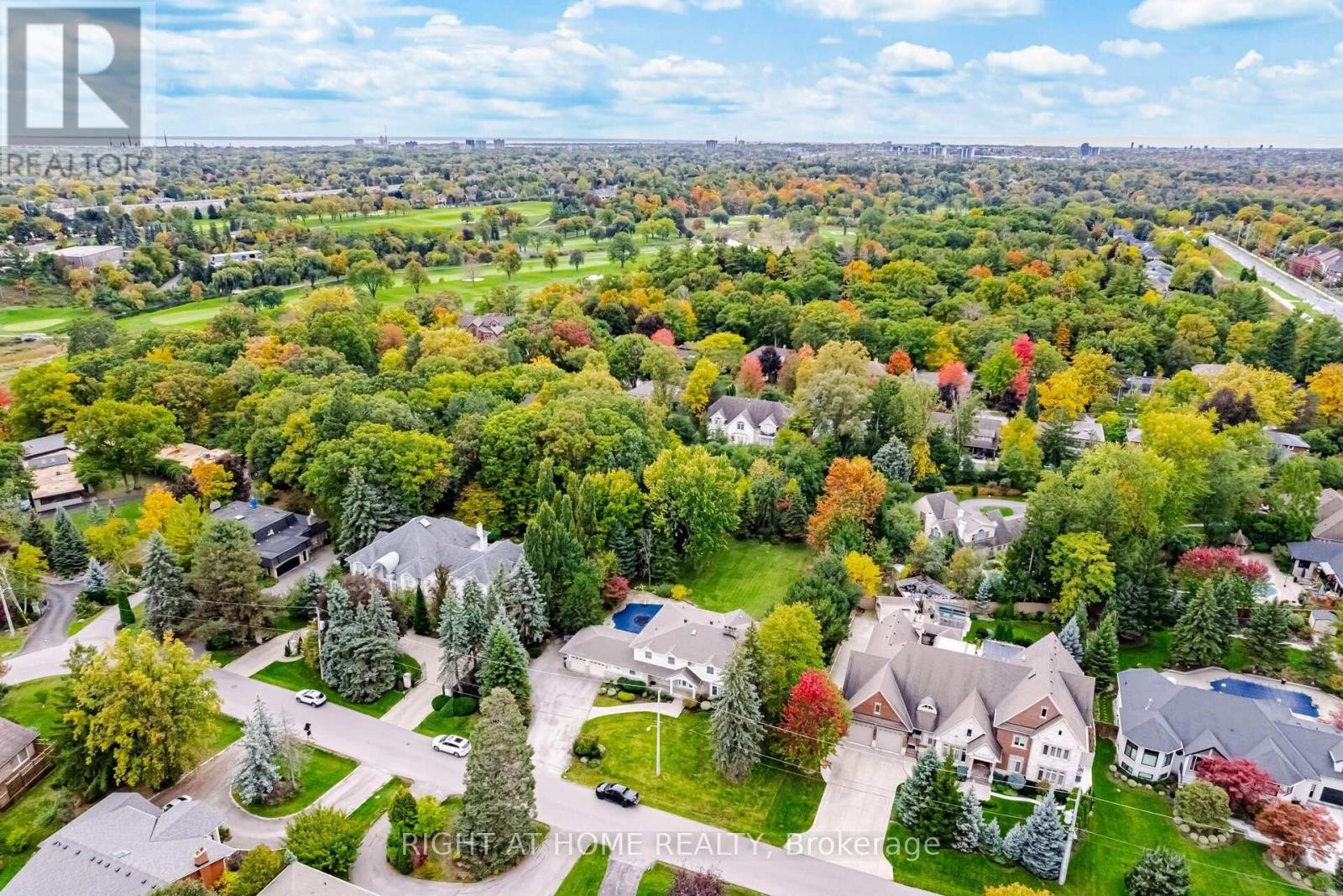 












2154 ONEIDA CRESCENT

,
Mississauga (Erindale),




Ontario
L5C1V6

