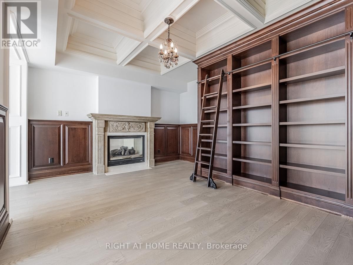 












LPH19 - 2095 LAKE SHORE BOULEVARD W

,
Toronto (Mimico),




Ontario
M8V4G4

