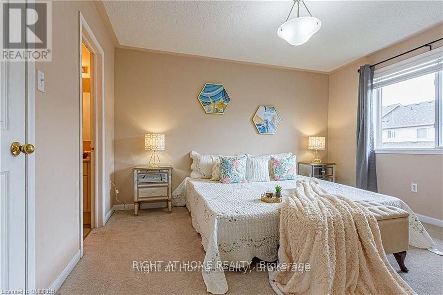 












1407 MCDERMOTT WAY N

,
Milton (BE Beaty),




Ontario
L9T6L6

