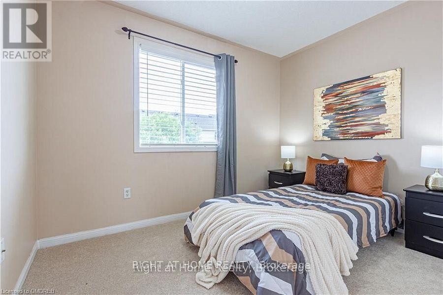 












1407 MCDERMOTT WAY N

,
Milton (BE Beaty),




Ontario
L9T6L6


