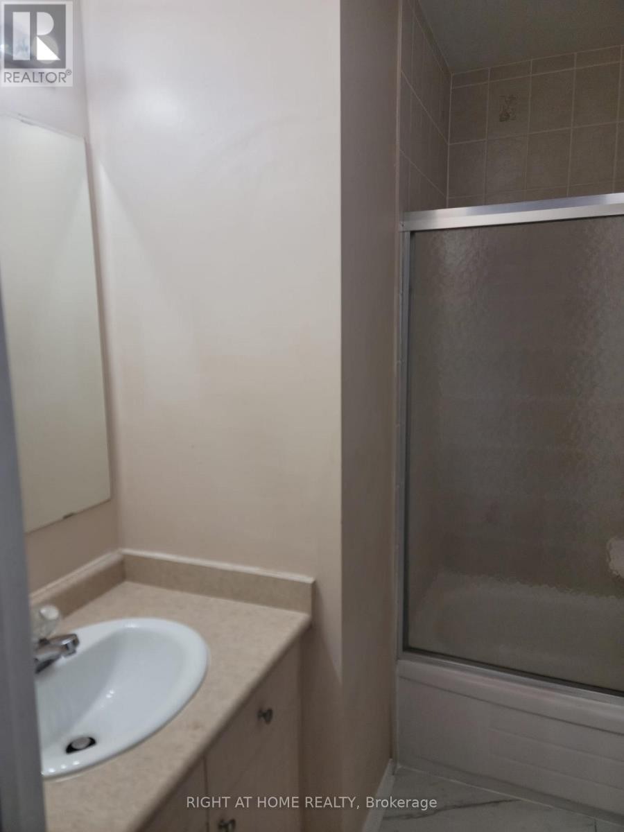 












1407 MCDERMOTT WAY N

,
Milton (BE Beaty),




Ontario
L9T6L6

