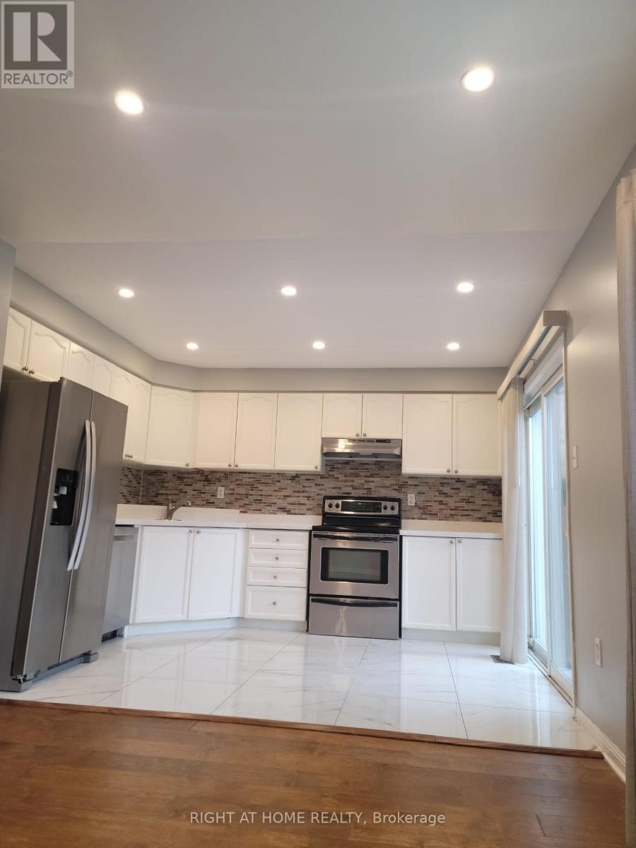 












1407 MCDERMOTT WAY N

,
Milton (BE Beaty),




Ontario
L9T6L6

