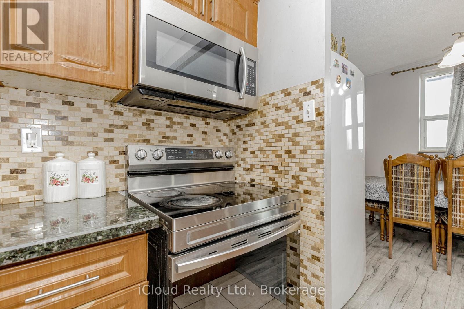 












502 - 3577 DERRY ROAD E

,
Mississauga (Malton),




Ontario
L4T1B3

