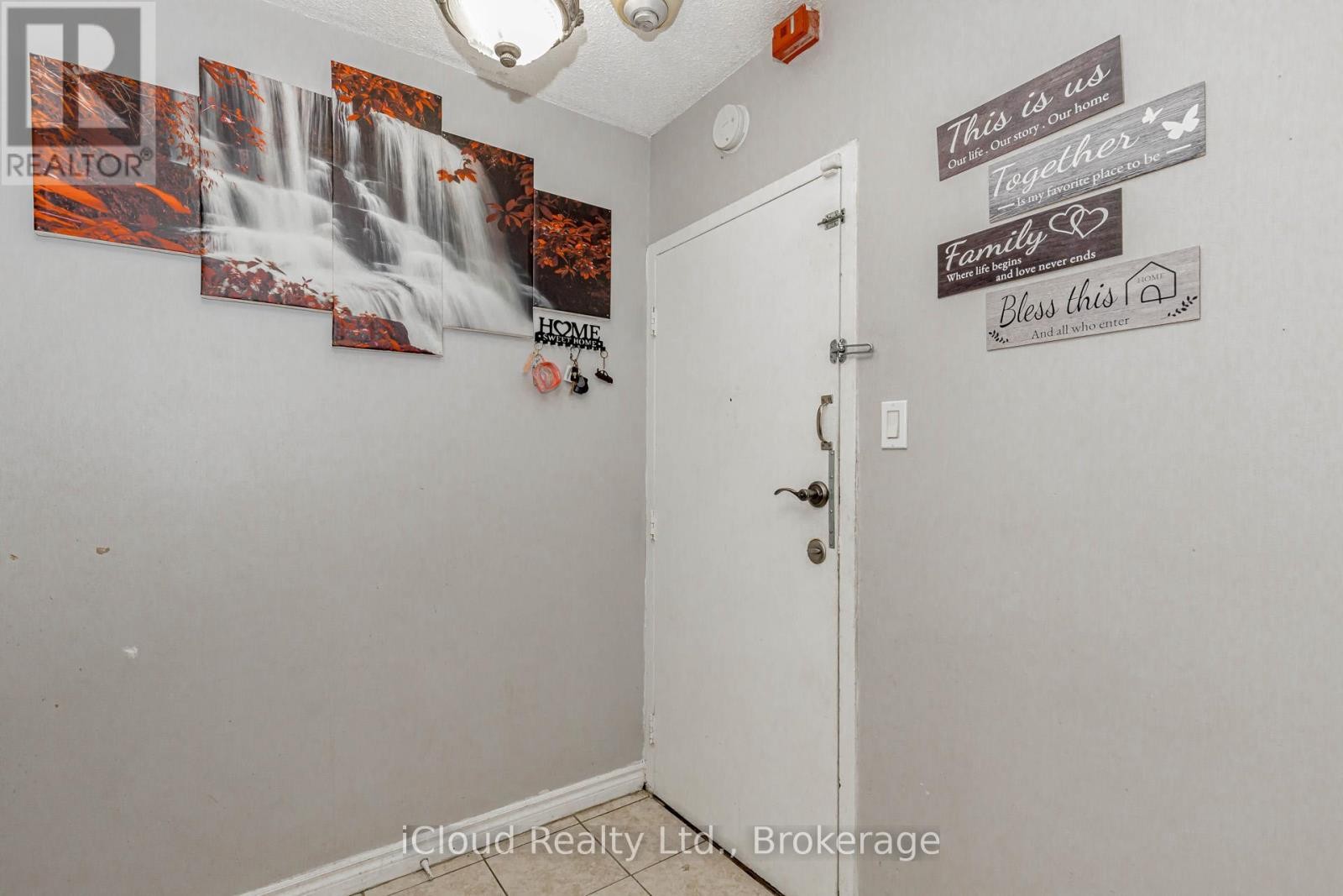 












502 - 3577 DERRY ROAD E

,
Mississauga (Malton),




Ontario
L4T1B3

