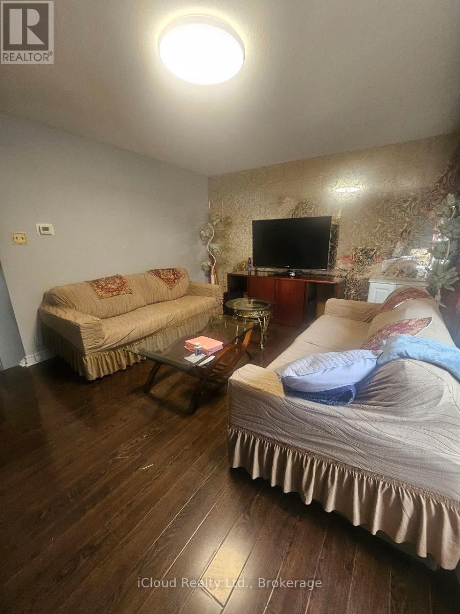 












182 - 6448 FINCH AVENUE W

,
Toronto (Mount Olive-Silverstone-Jamestown),




Ontario
M9V1T4

