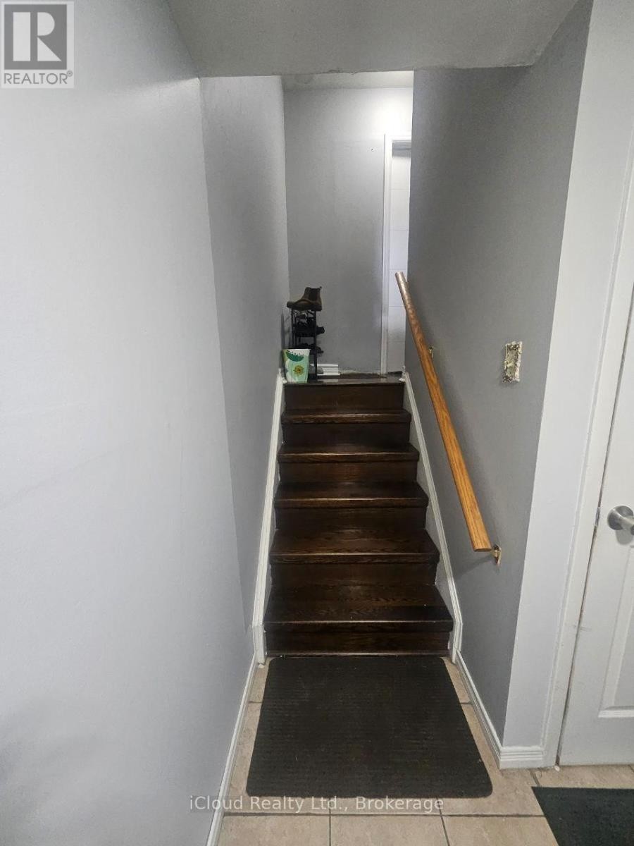 












182 - 6448 FINCH AVENUE W

,
Toronto (Mount Olive-Silverstone-Jamestown),




Ontario
M9V1T4

