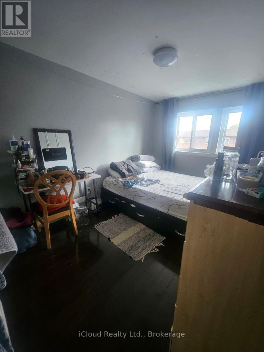 












182 - 6448 FINCH AVENUE W

,
Toronto (Mount Olive-Silverstone-Jamestown),




Ontario
M9V1T4

