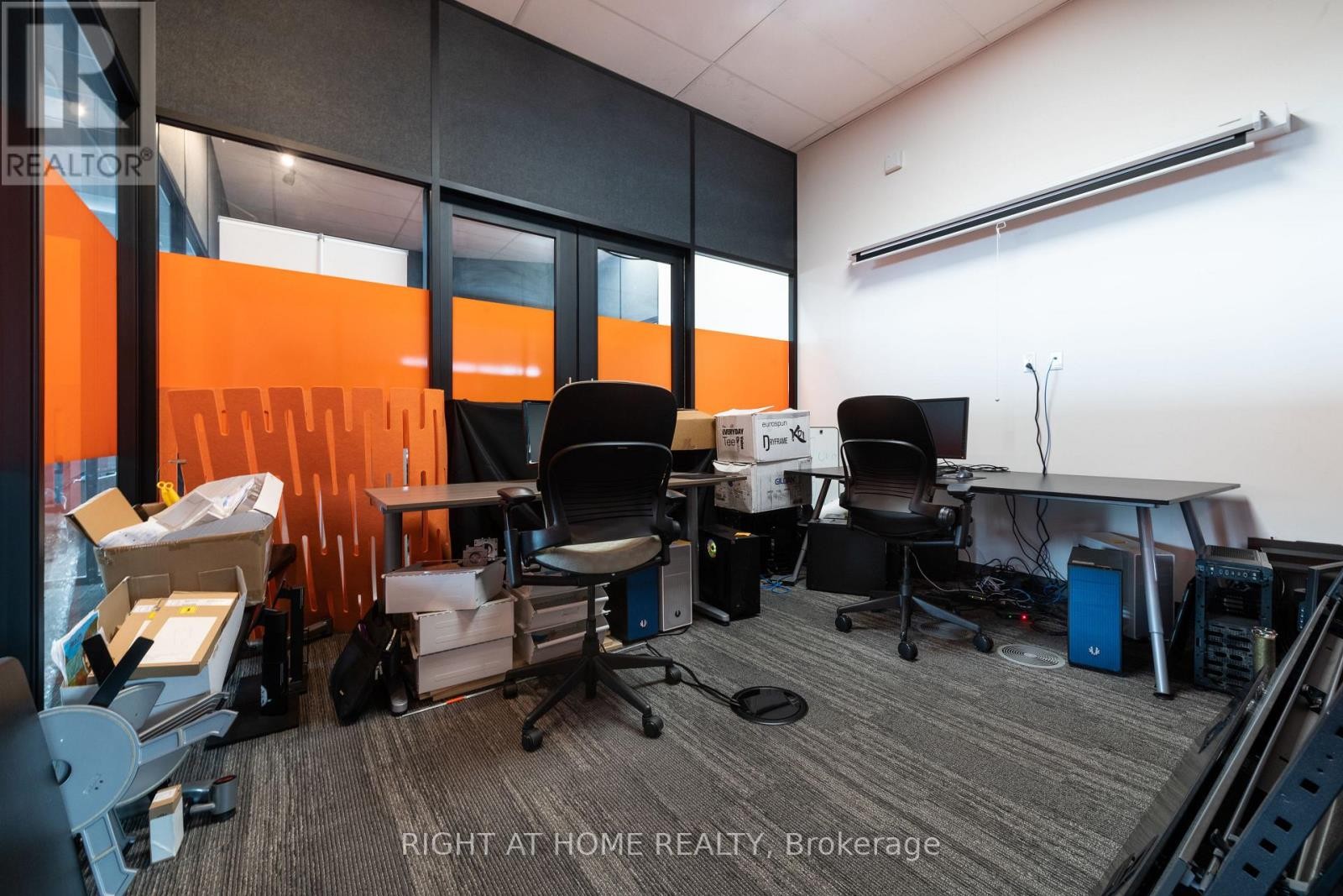 












2ND FLOOR - 772 DOVERCOURT ROAD

,
Toronto (Dovercourt-Wallace Emerson-Junction),




Ontario
M6H4C9

