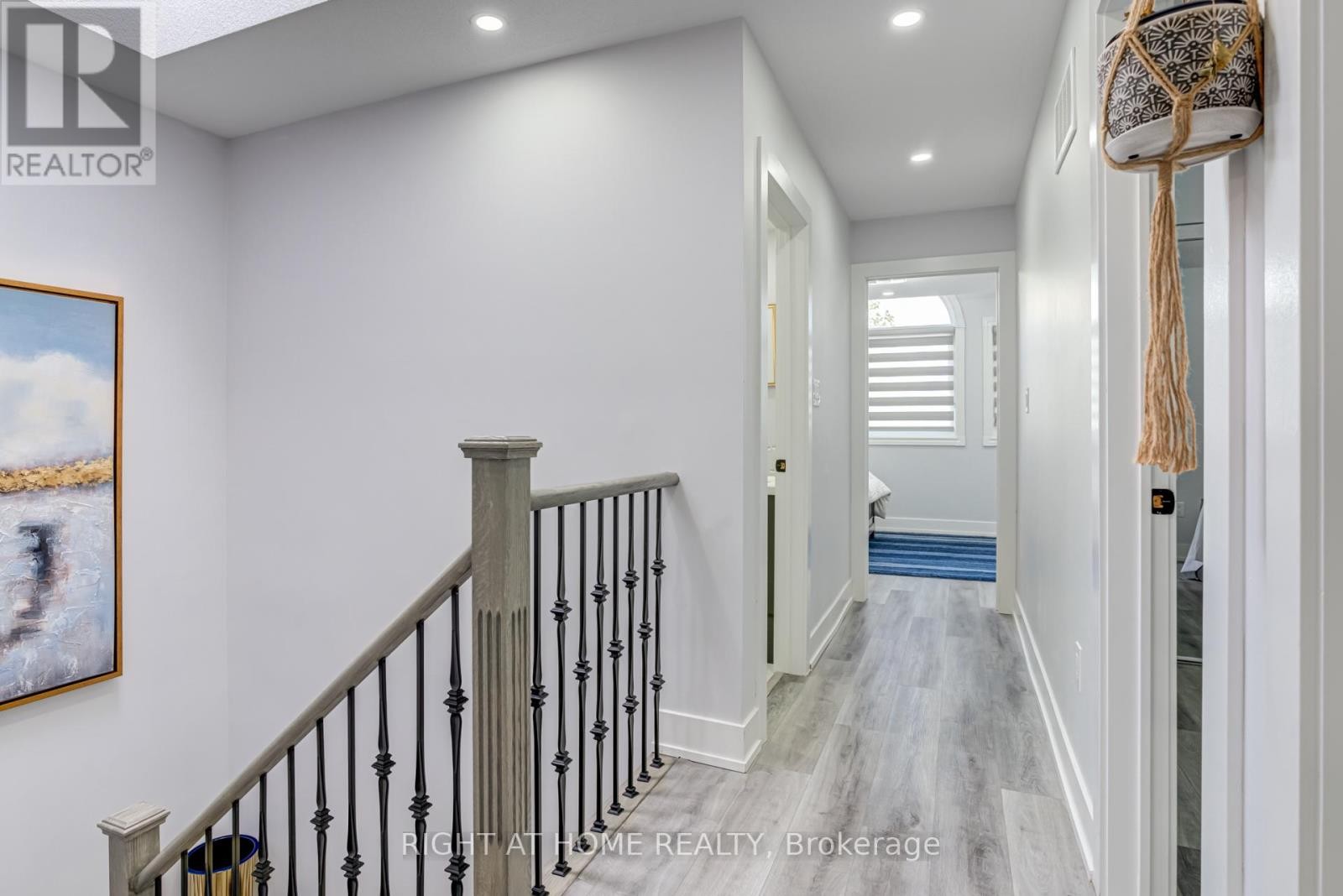 












3 FORESTGROVE CIRCLE

,
Brampton (Heart Lake East),




Ontario
L6Z4T2

