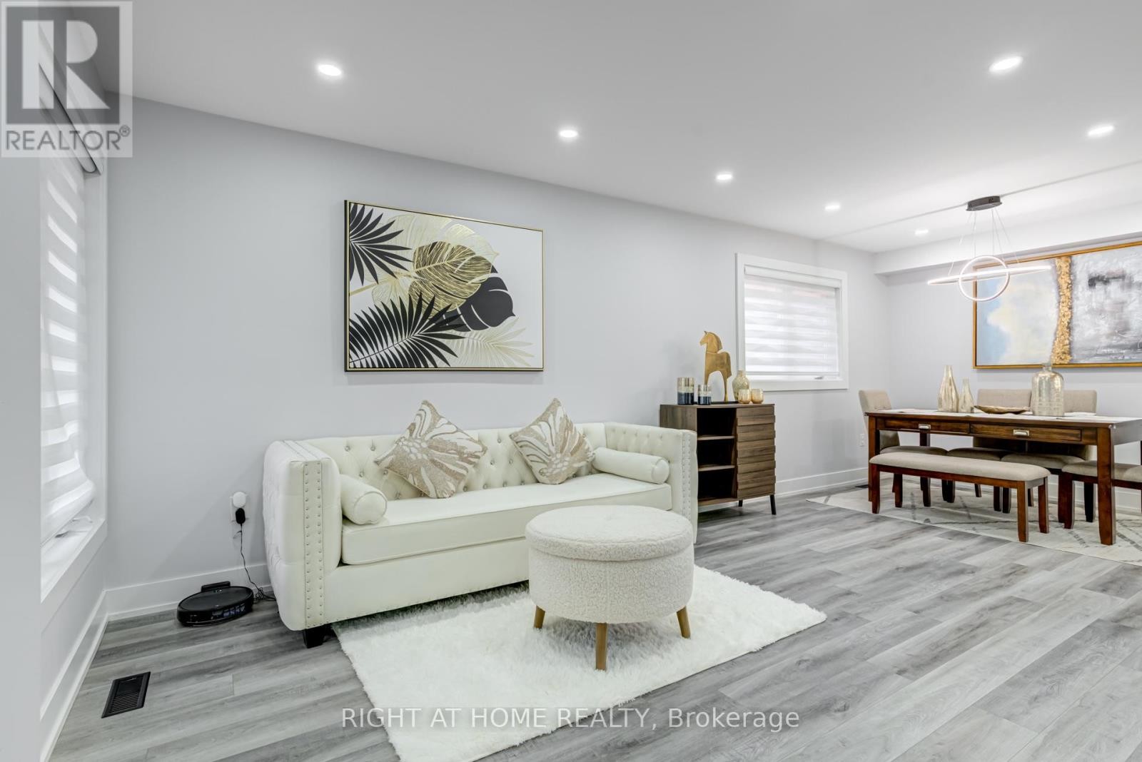 












3 FORESTGROVE CIRCLE

,
Brampton (Heart Lake East),




Ontario
L6Z4T2

