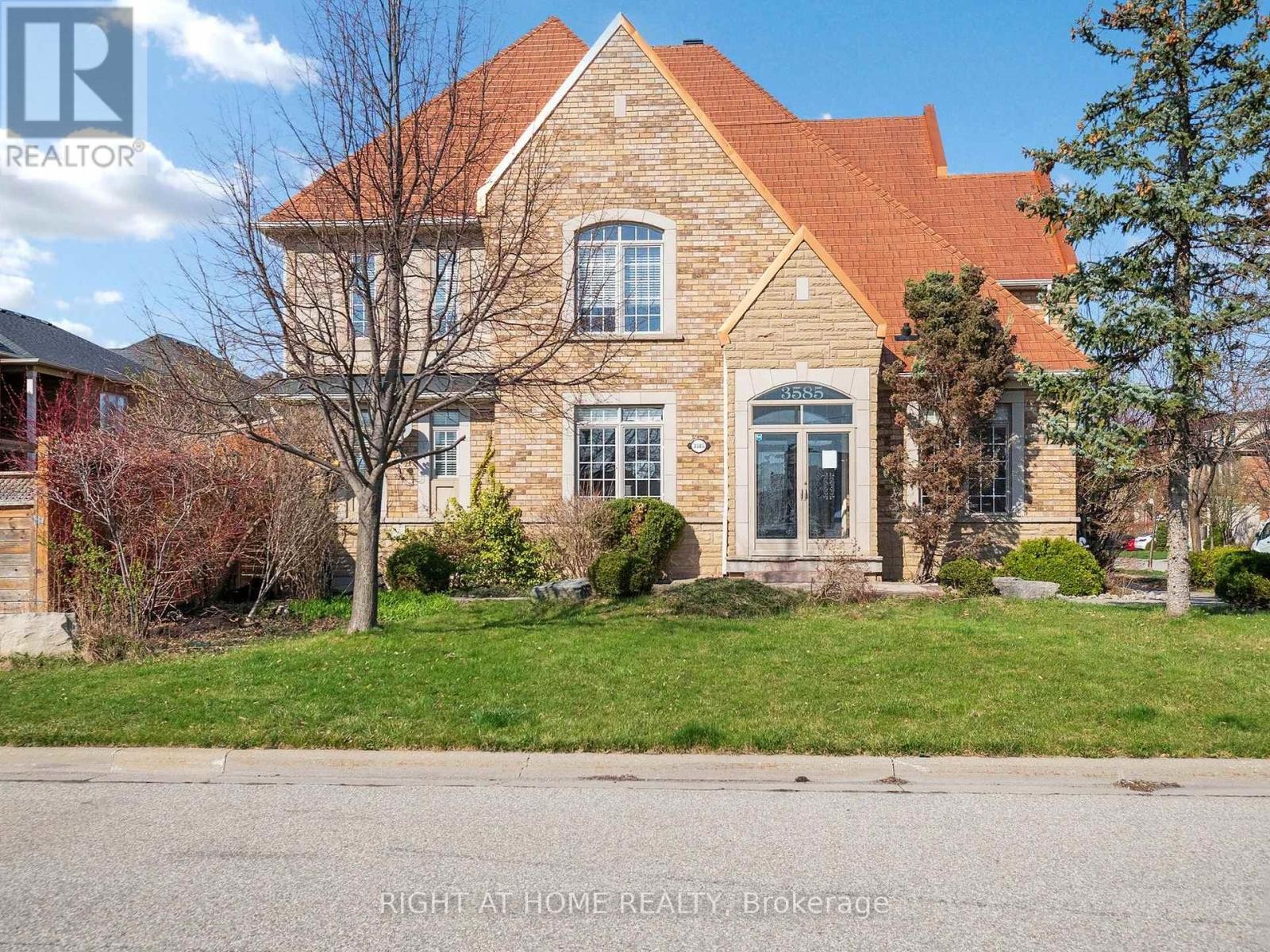 












3585 STONECUTTER CRESCENT

,
Mississauga (Churchill Meadows),




Ontario
L5M7N7

