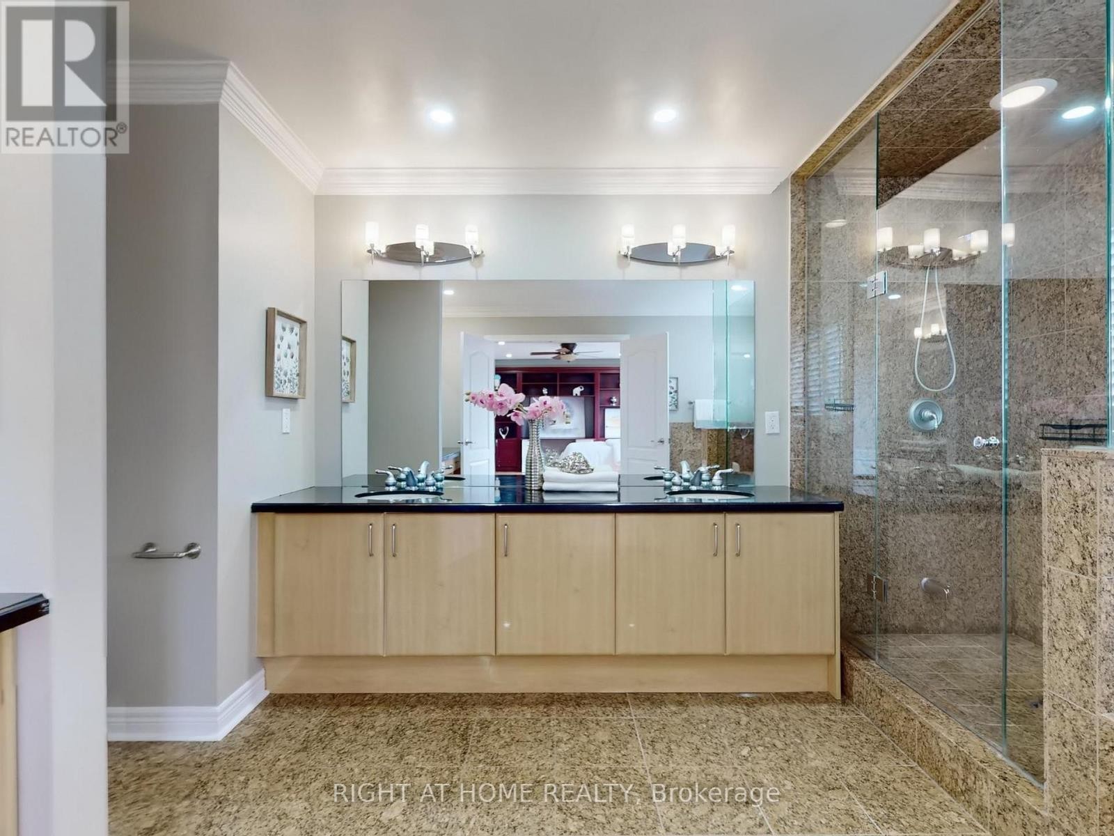 












3585 STONECUTTER CRESCENT

,
Mississauga (Churchill Meadows),




Ontario
L5M7N7

