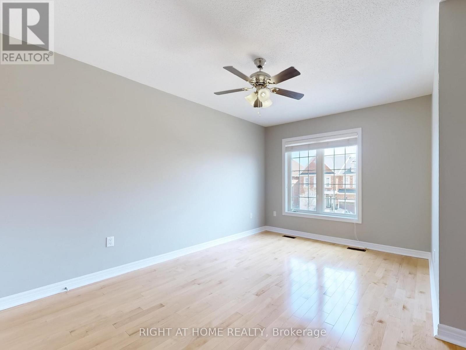 












3585 STONECUTTER CRESCENT

,
Mississauga (Churchill Meadows),




Ontario
L5M7N7

