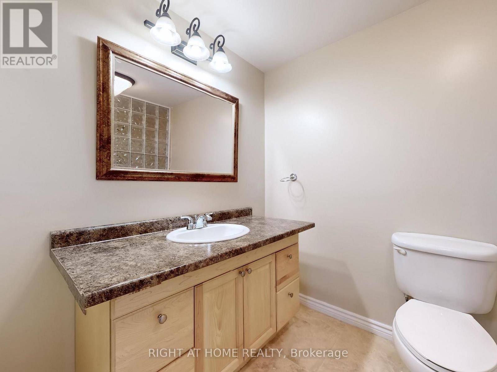 












3585 STONECUTTER CRESCENT

,
Mississauga (Churchill Meadows),




Ontario
L5M7N7

