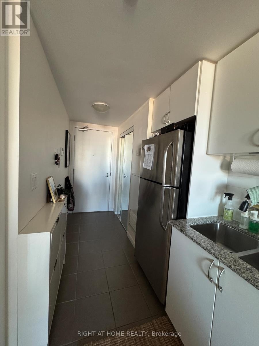 












238 - 36 VIA BAGNATO

,
Toronto (Yorkdale-Glen Park),




Ontario
M6A0B7

