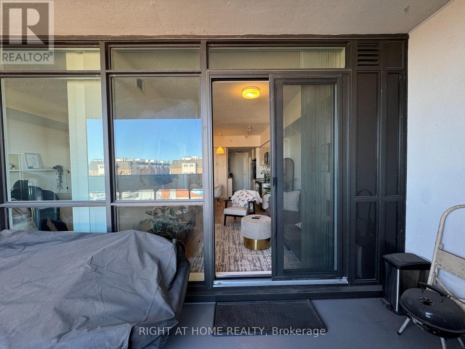 












238 - 36 VIA BAGNATO

,
Toronto (Yorkdale-Glen Park),




Ontario
M6A0B7

