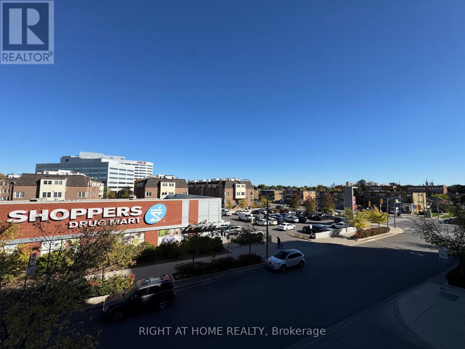 












238 - 36 VIA BAGNATO

,
Toronto (Yorkdale-Glen Park),




Ontario
M6A0B7

